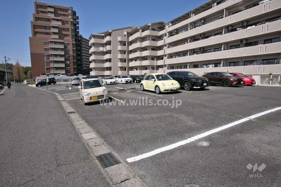 敷地内駐車場(屋外平面式)