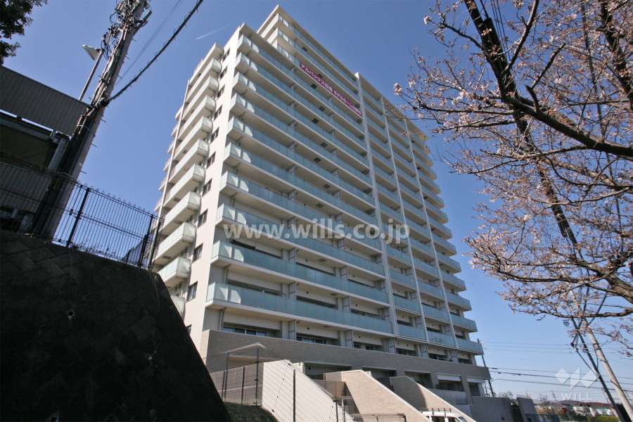 アルバックス日進の外観(南東側から)