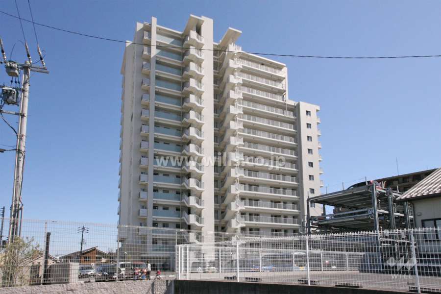 アルバックス日進の外観(北西側から)