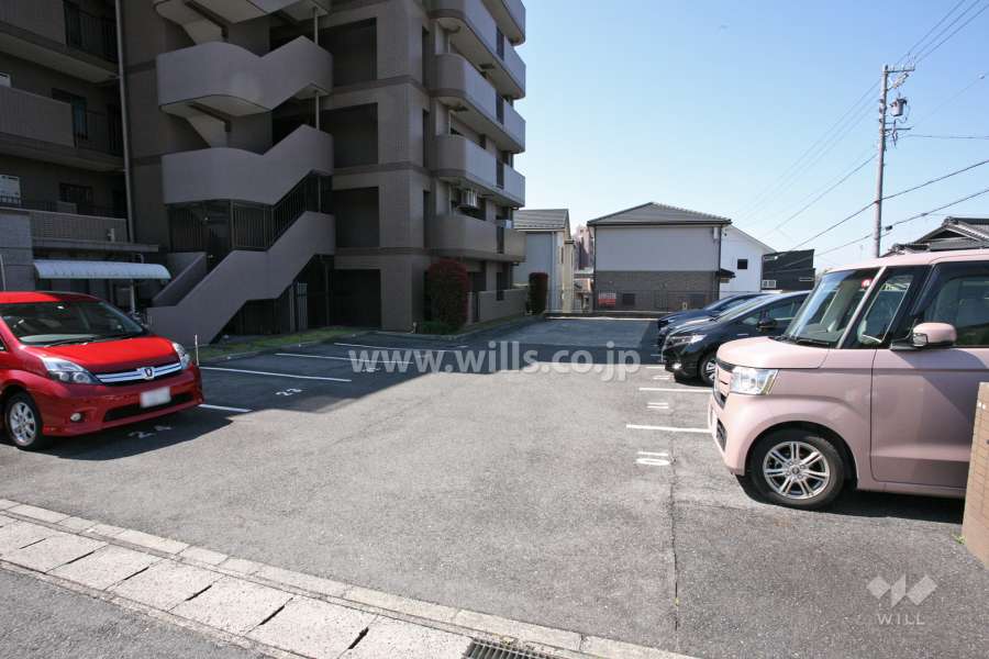 敷地内駐車場（屋外平面式）