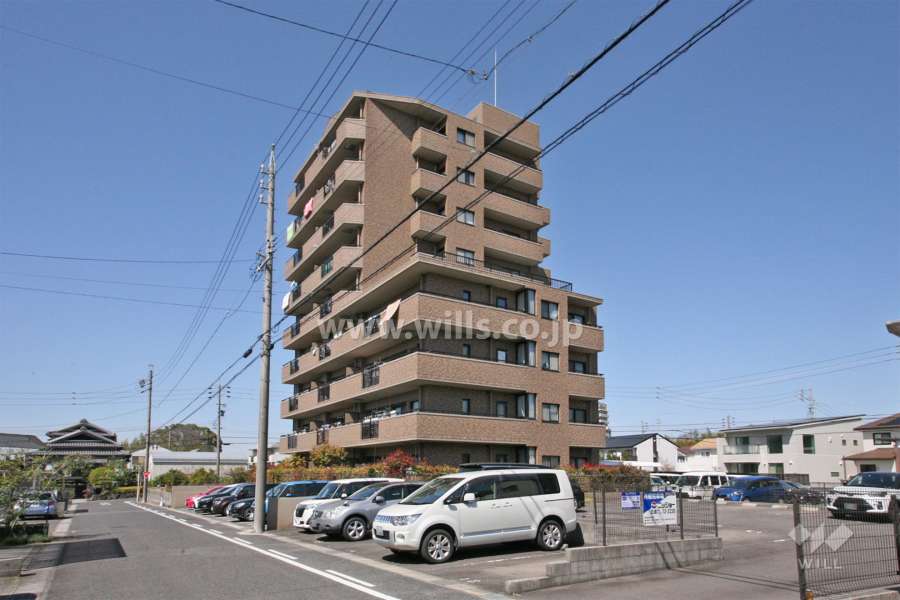 ファミール日進五番館の外観(南東側から)