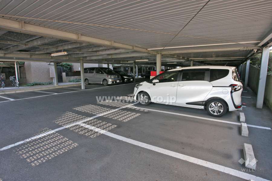 敷地内駐車場(自走式)