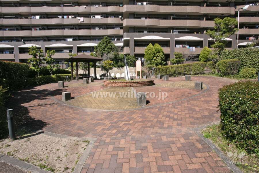 敷地中央の広場
