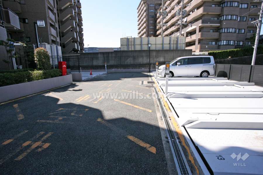 敷地内駐車場（屋外機械式）