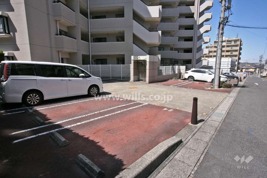 敷地内駐車場(屋外平面式)