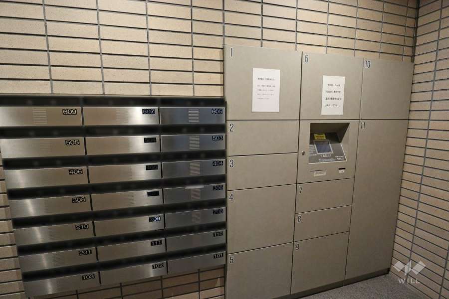 共用ポストと宅配ボックス