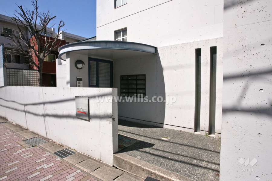 エントランスアプローチ