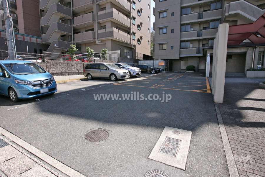 敷地内駐車場（屋外平面式）