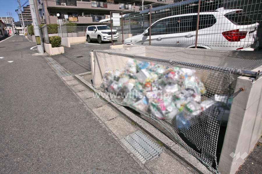 ゴミ置き場