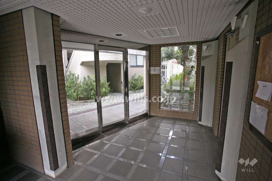 エントランスホール