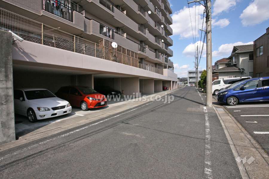 敷地内駐車場(屋内平面式)