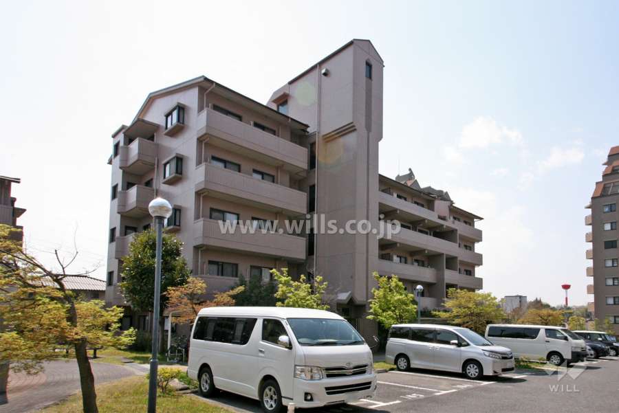 ライフウエルズ香久山3番館の外観(北側から)