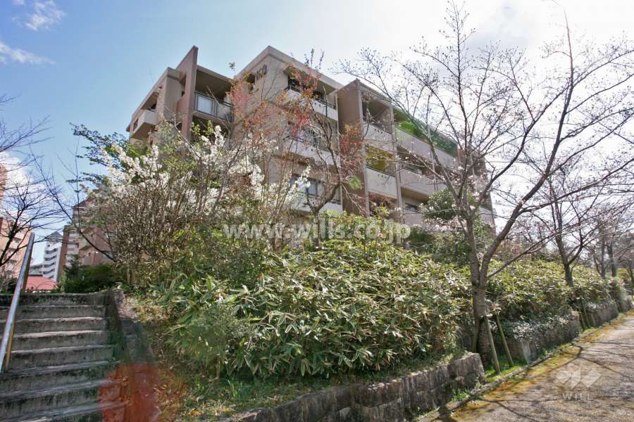 日進香久山杜の街103号棟の外観(北側から)