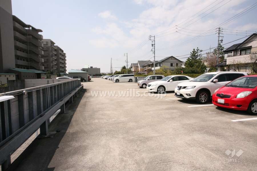 敷地内駐車場（屋外平面式）