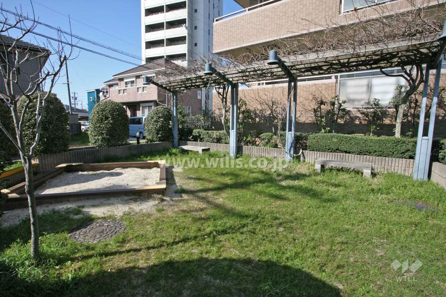敷地に隣接する公園