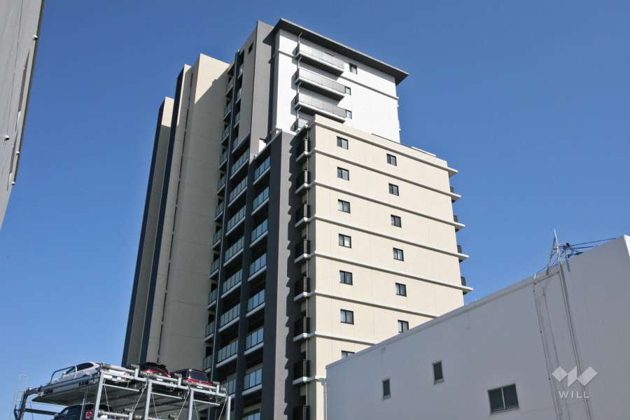 プラセシオン赤池ファーストの外観(西側から)