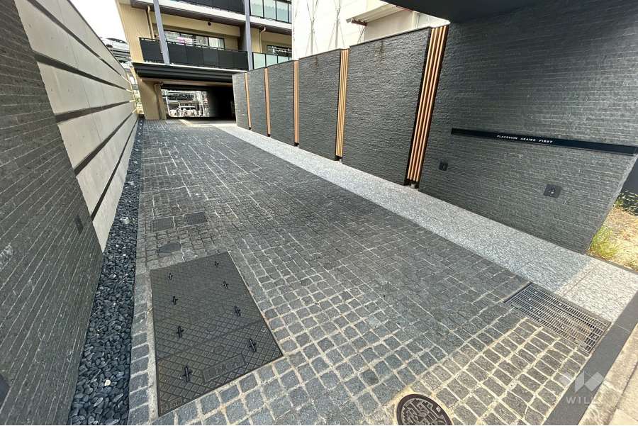 エントランスアプローチ