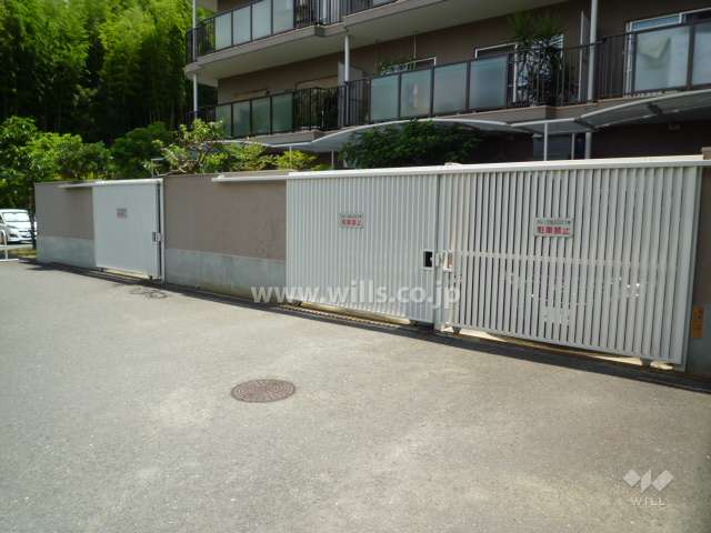 住戸前にある専用駐車場