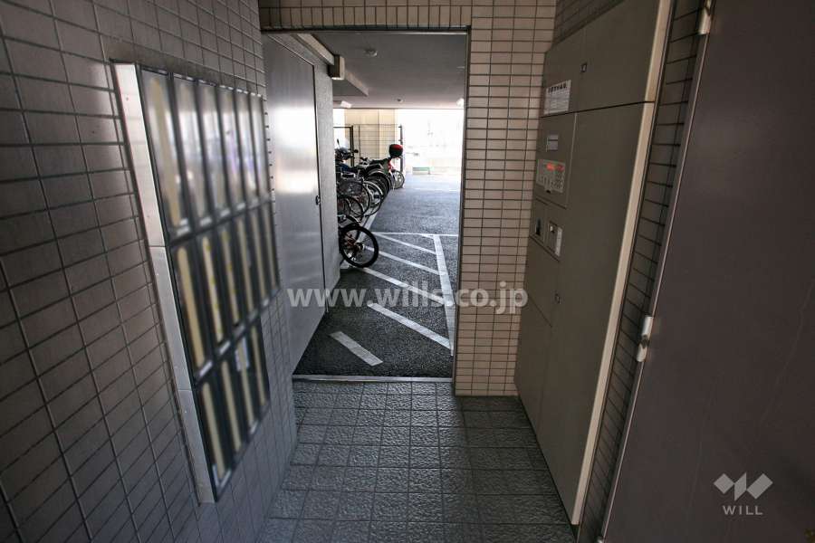 宅配ボックスと共用ポスト