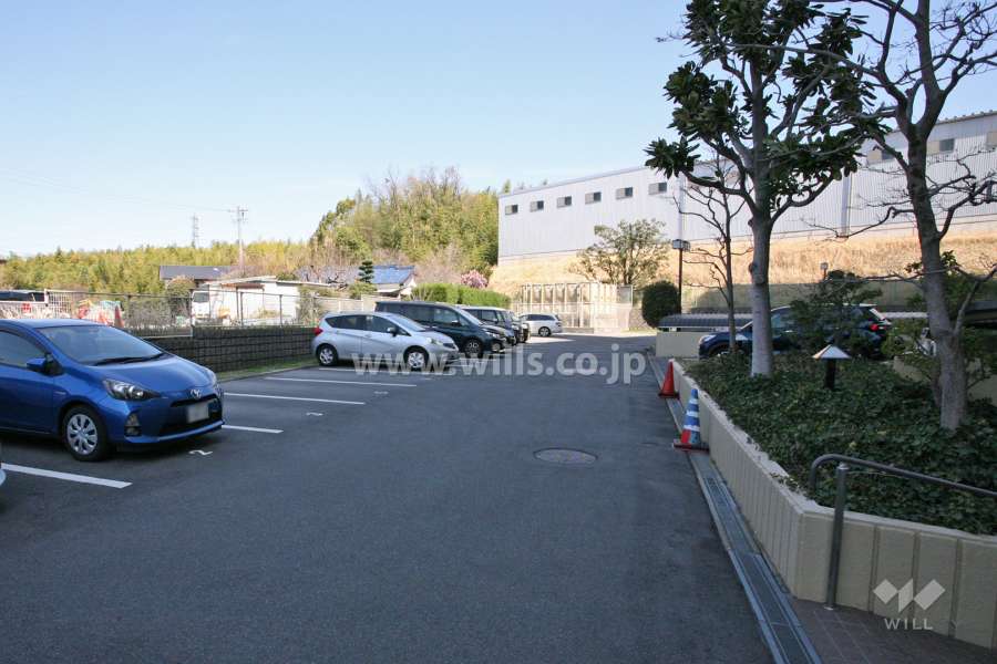 敷地内駐車場(屋外平面式)