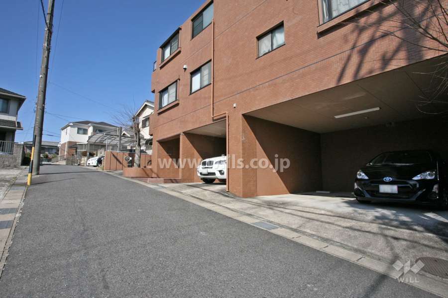 敷地内駐車場(屋内平面式)