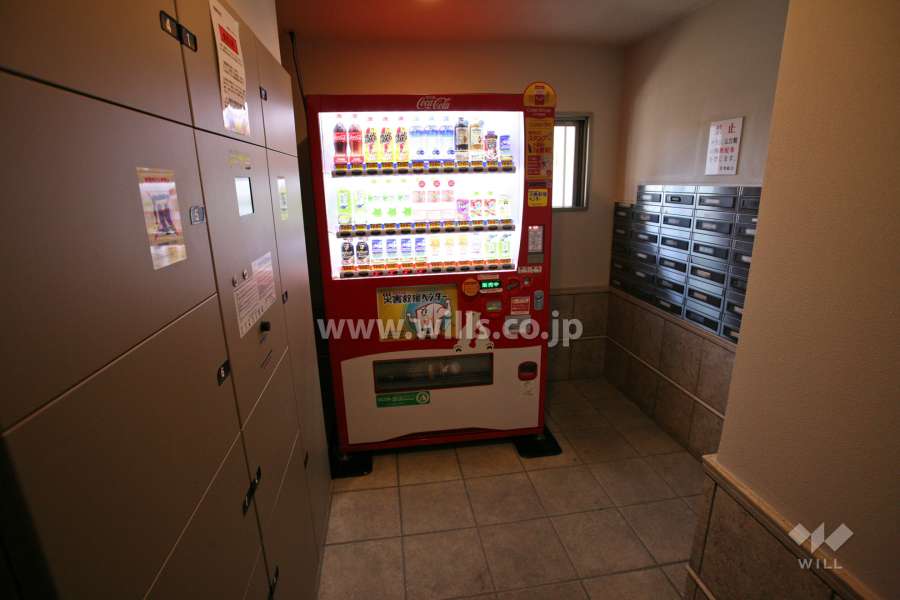 宅配ボックス、共用ポスト、自動販売機