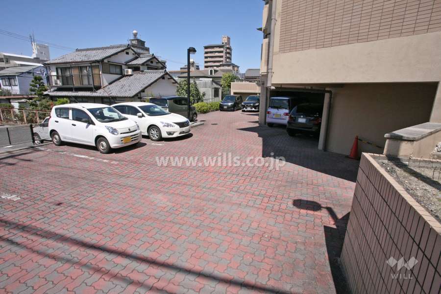 敷地内駐車場（屋外平面式）