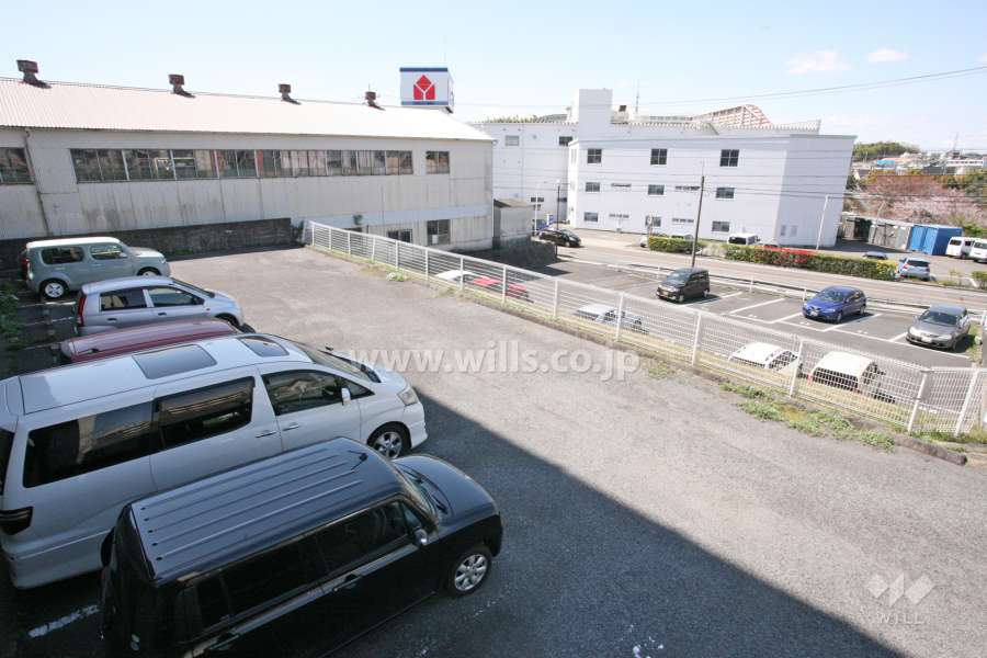 敷地内駐車場（屋外平面式）