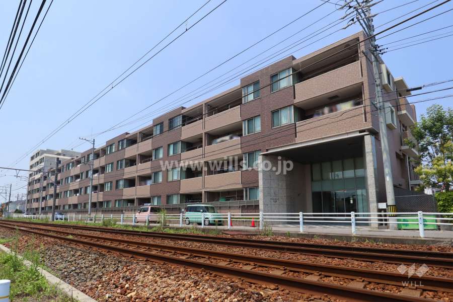 プレミスト白鳳の外観（南東側から）