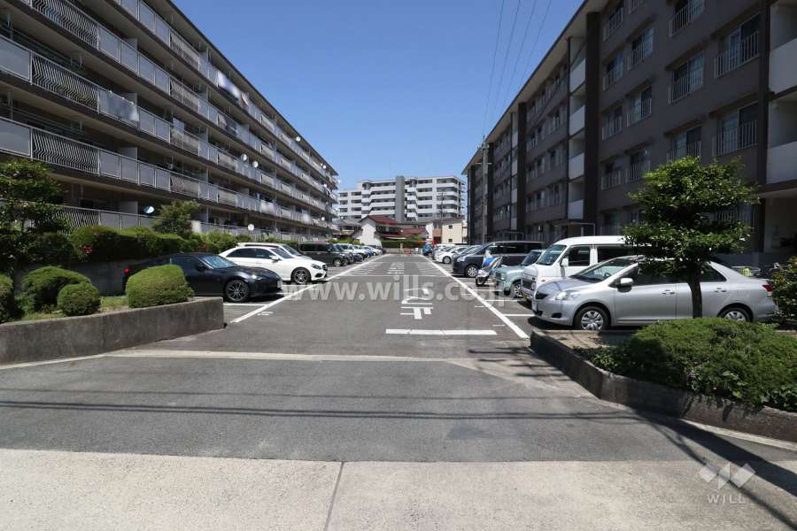 敷地内駐車場（屋外平面式）
