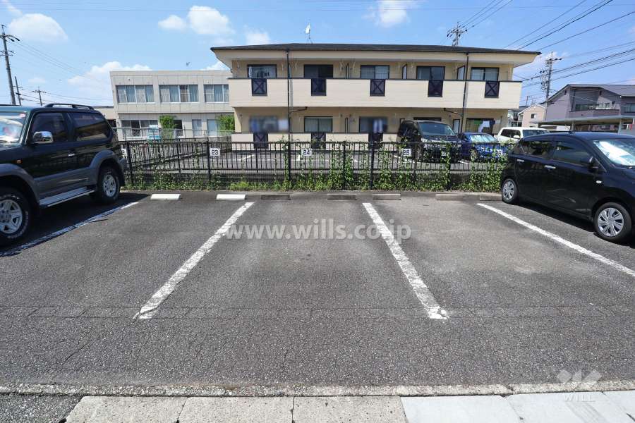 敷地内駐車場（屋外平面式）