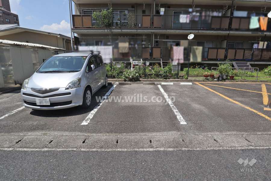 敷地内駐車場（屋外平面式）