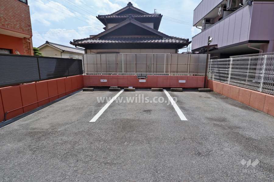 敷地内駐車場（屋外平面式）