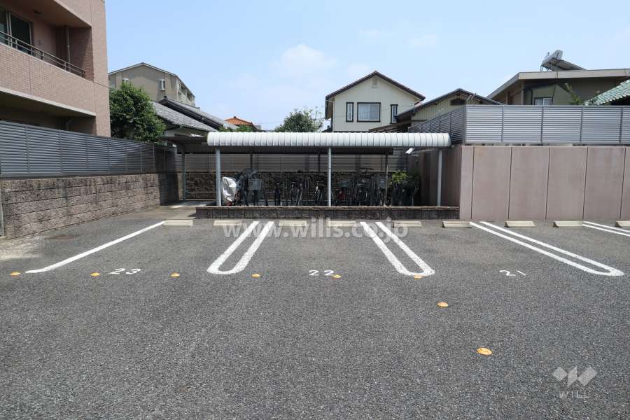 敷地内駐車場（屋外平面式）