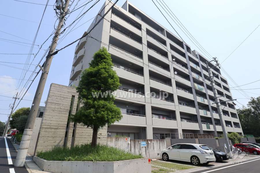 バンベール桜ヶ丘の外観（南西側から）