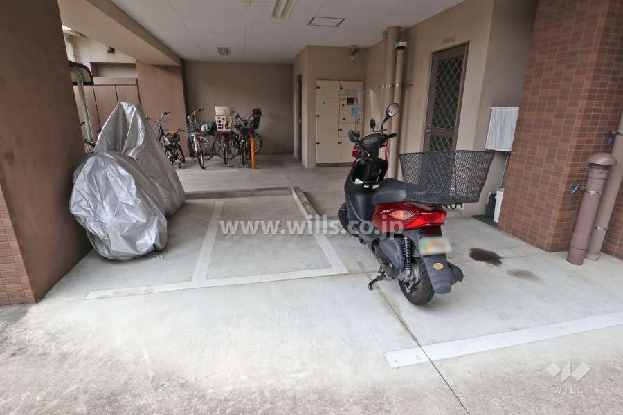 バイク置場
