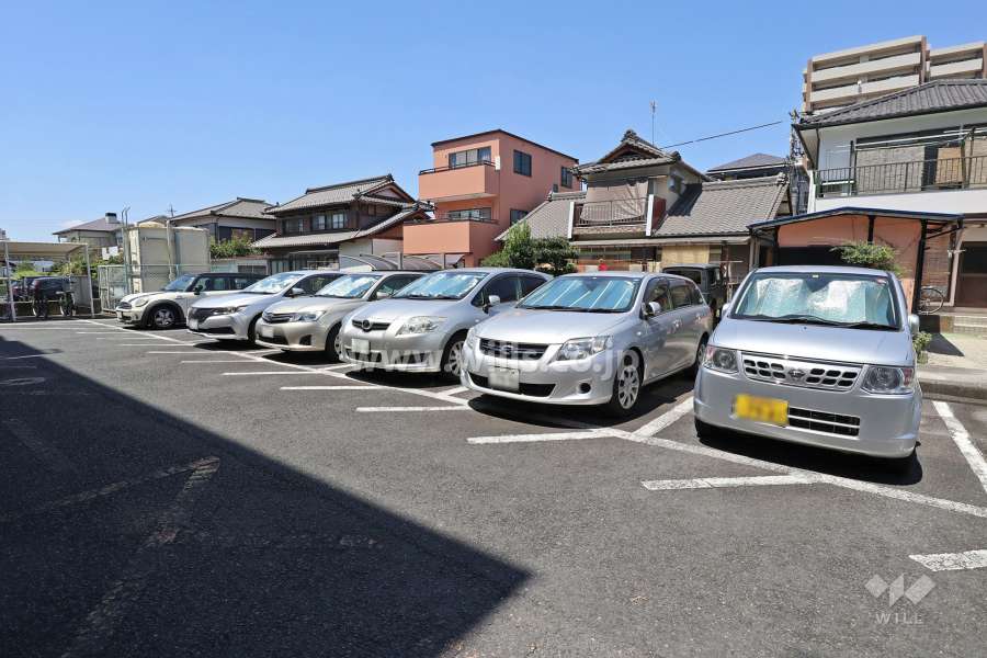 敷地内駐車場（屋外平面式）