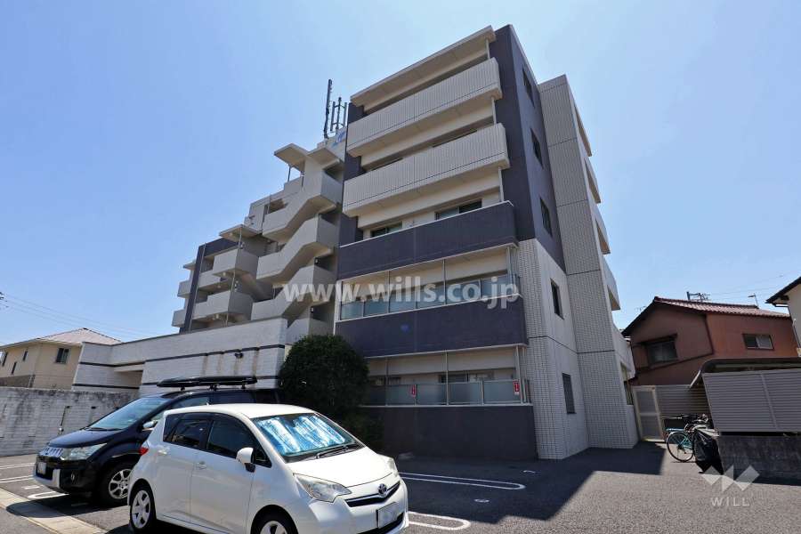 ユニーブル旭前ガーデンの外観（北西側から）