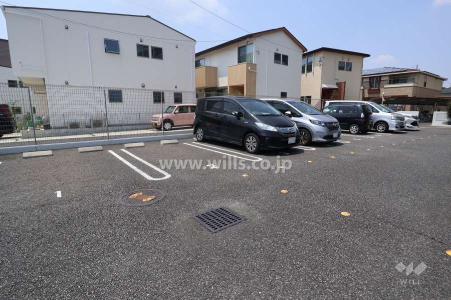 敷地内駐車場（屋外平面式）