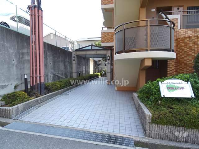 エントランスアプローチ