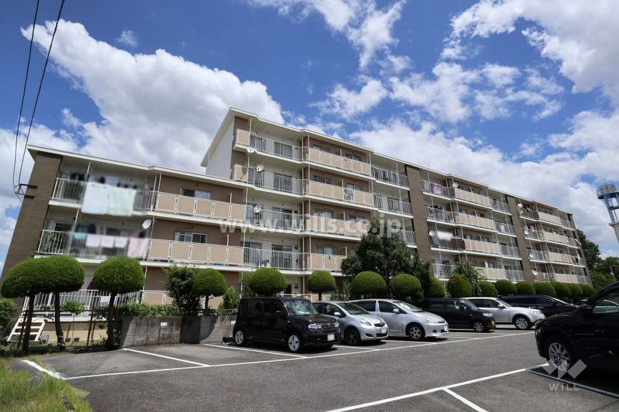 ラポール尾張旭C棟の外観（南西側から）