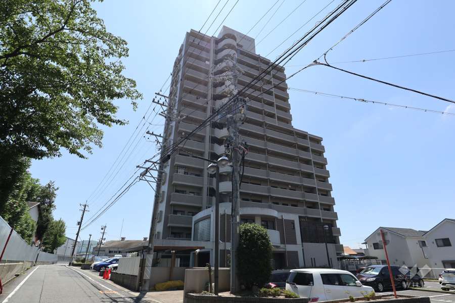 エスポア三郷の外観（北東側から）