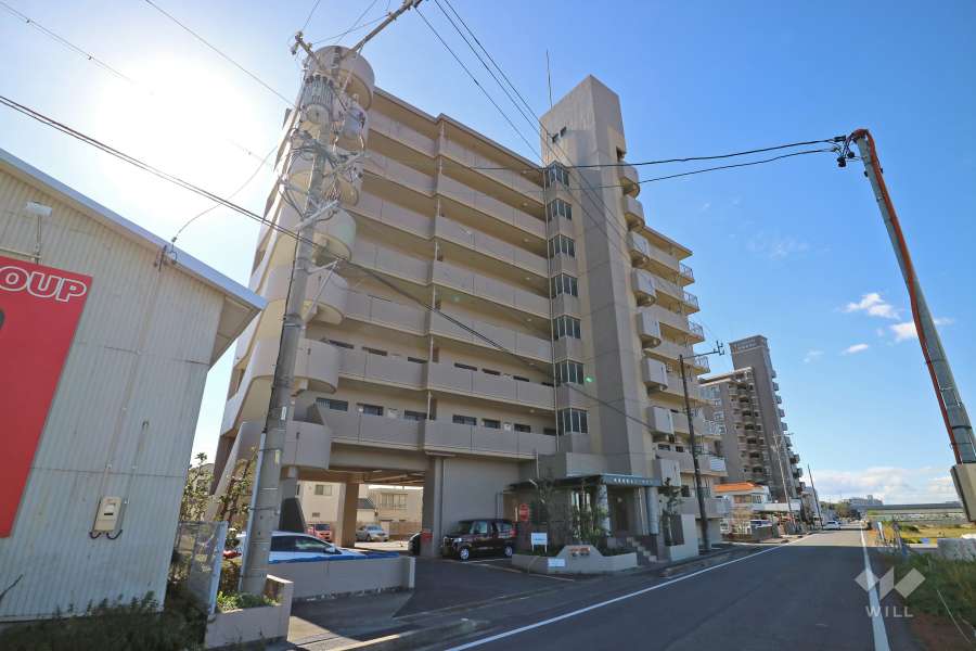 尾張旭東山コーポラスの外観（北東側から）