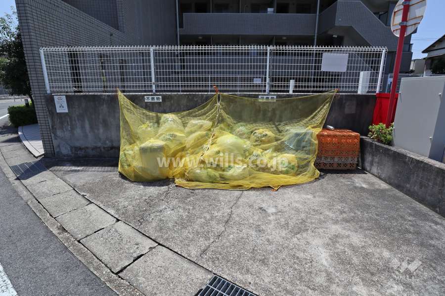 ゴミ置き場