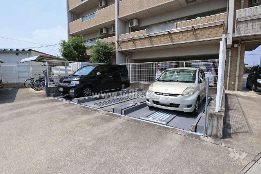 敷地内駐車場（屋外機械式）