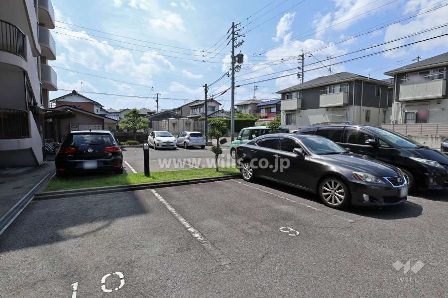 敷地内駐車場（屋外平面式）