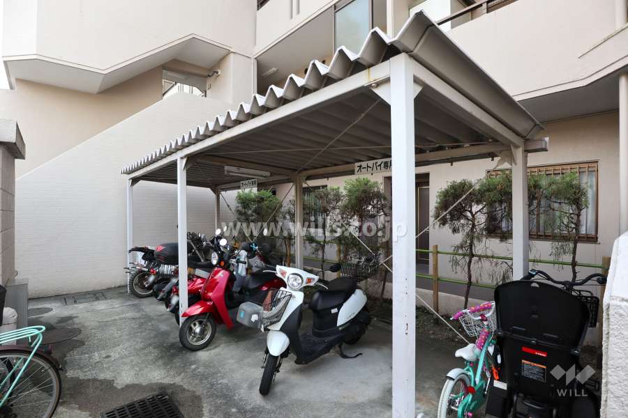 バイク置場