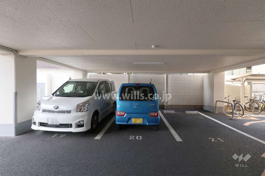 敷地内駐車場（屋内平面式）