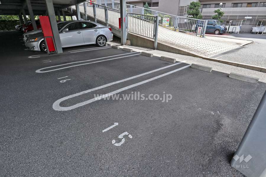 敷地内駐車場（屋内平面式）