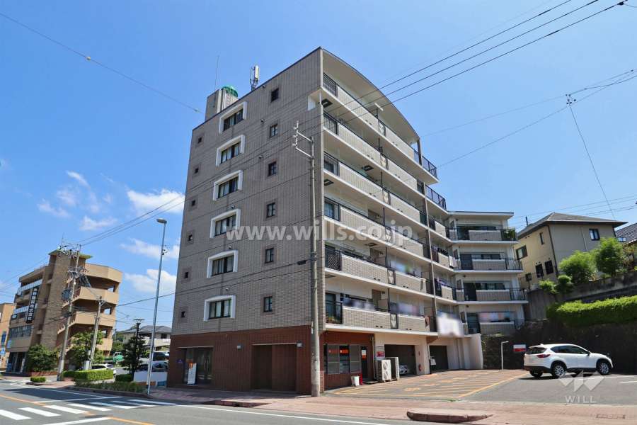 グランドアーツ森林公園の外観（南西側から）